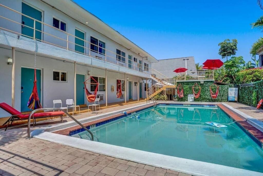 Hollywood Beach Family Pool Home Extérieur photo